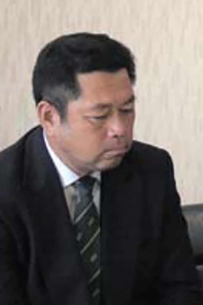 若山哲夫