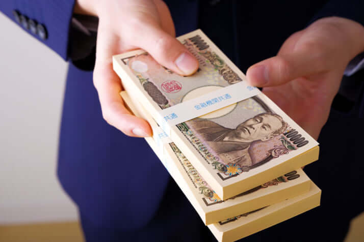 札束イメージ