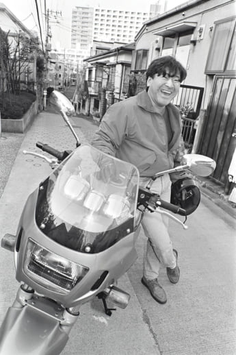 26年18号グラビア 鈴木光司_11