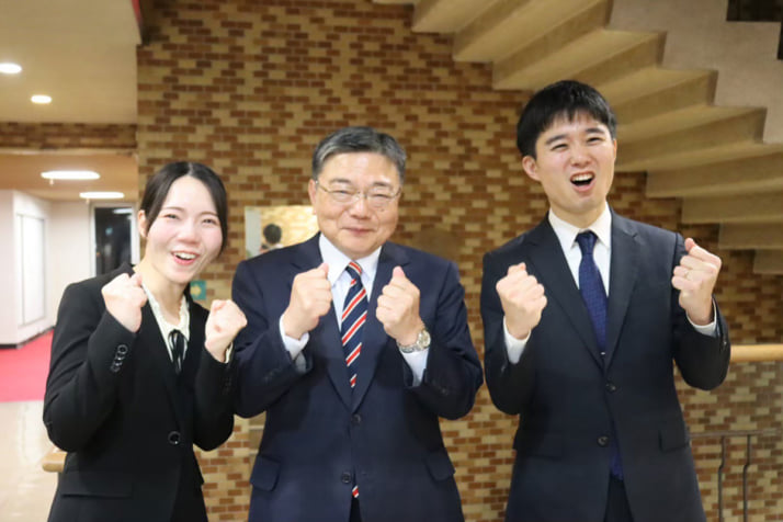 山口賢明さん、古川ゆりえさん