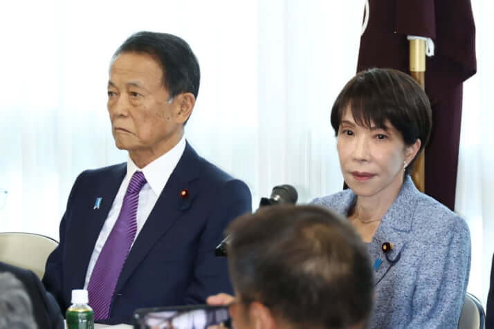 麻生太郎、高市早苗