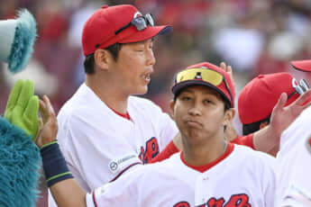 新井貴浩、羽月隆太郎（eye）