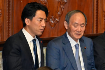 小泉進次郎、菅義偉
