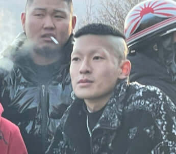 佐藤辰弥、岩田咲人
