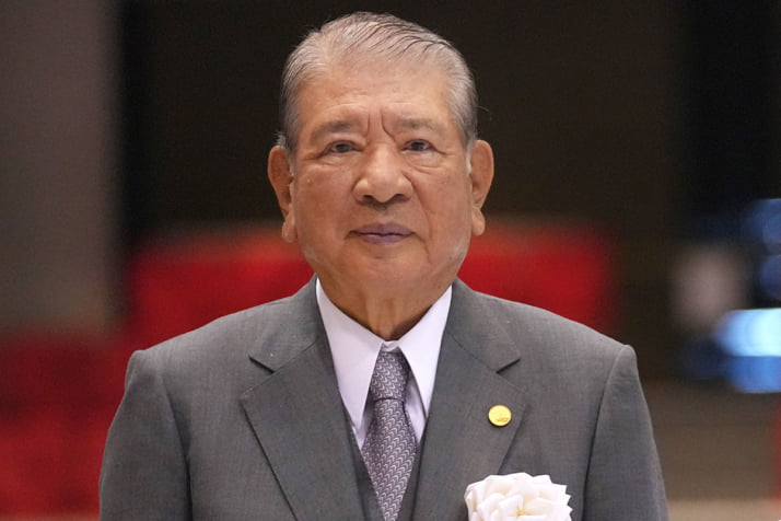 笹川堯