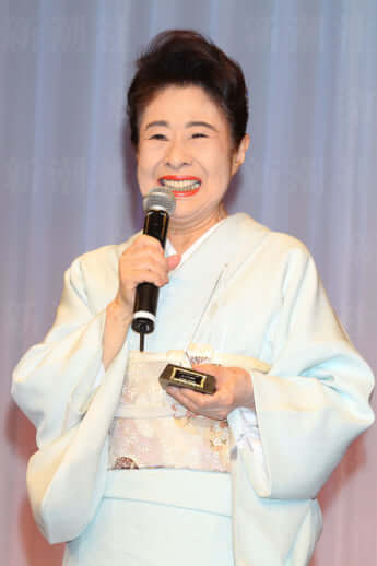 中村玉緒