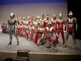 ウルトラマン