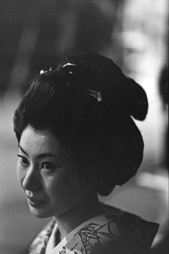 中村玉緒