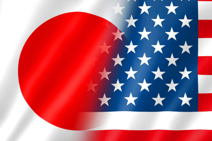 日本国旗と星条旗