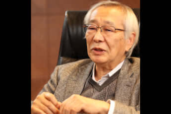 佐伯啓思