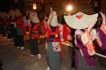 西馬音内盆踊り