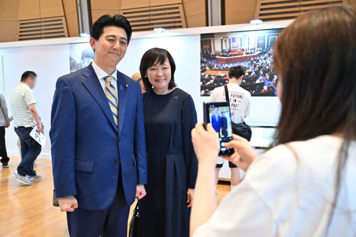 26年26号グラビア 安倍昭恵_3