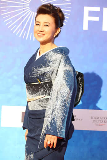 秋吉久美子