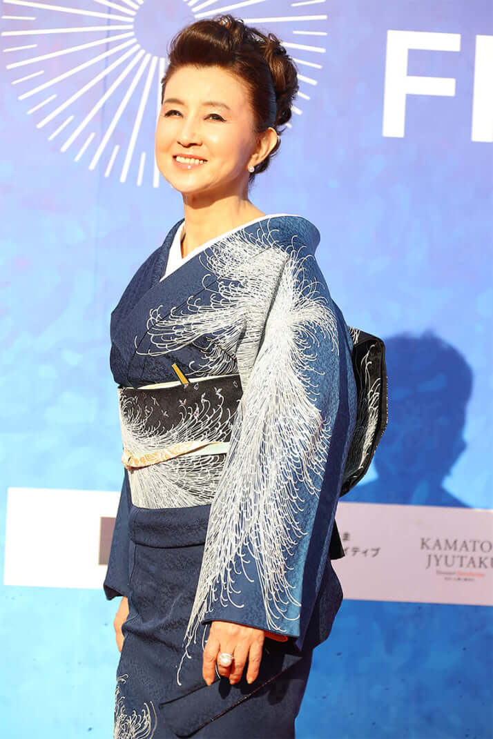 秋吉久美子