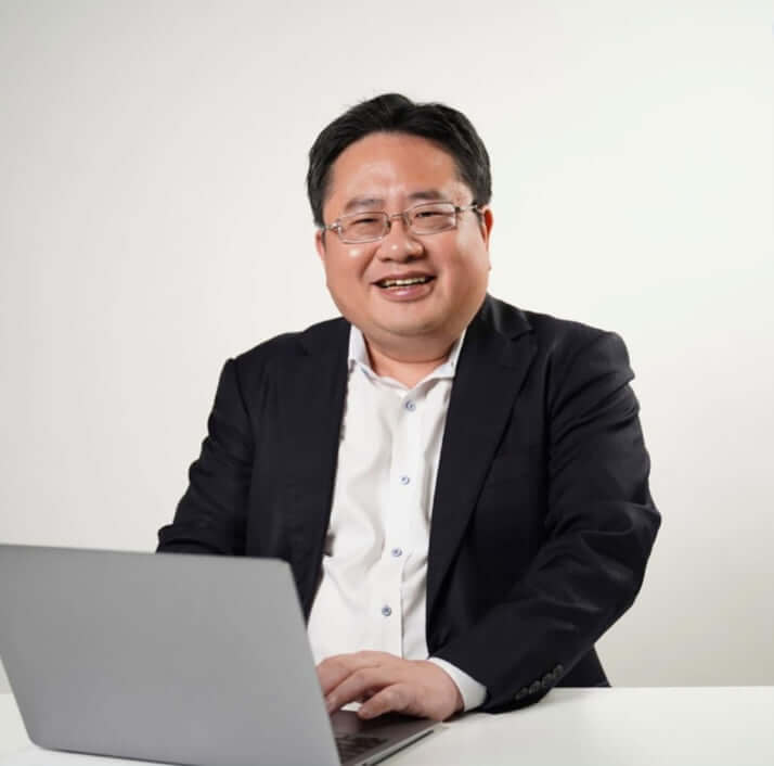 矢板明夫