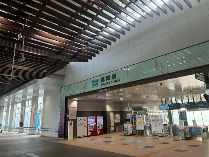 高岡駅1