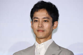 松坂桃李