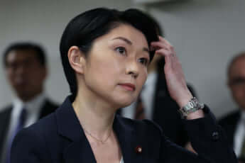 小渕優子（eye）