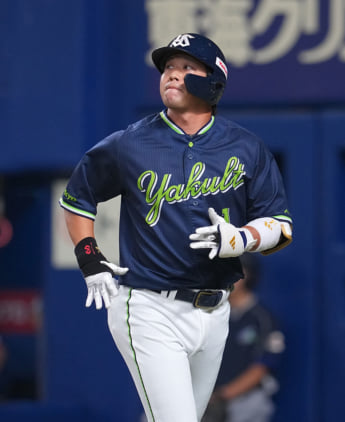 山田哲人