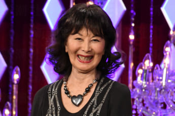 岸恵子11（eye）