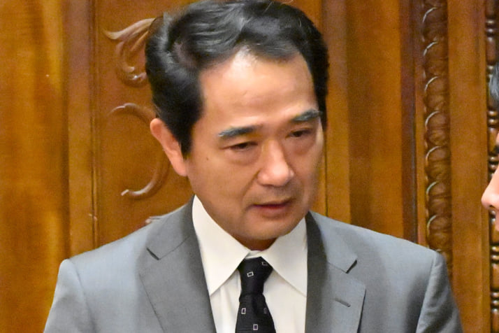 宇波弘隆