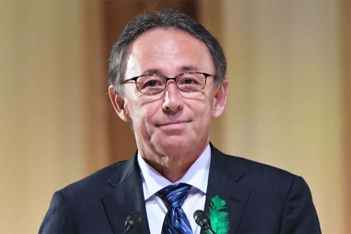 玉城デニー