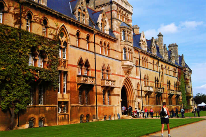 オックスフォード大学イメージ
