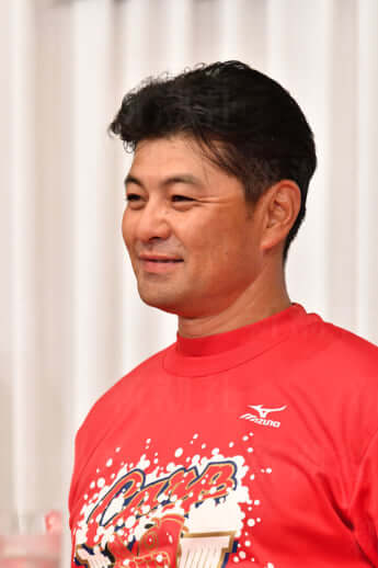 緒方孝市
