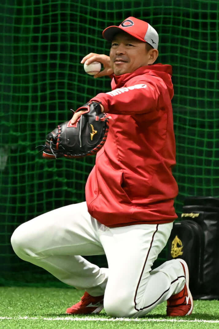 新井貴浩