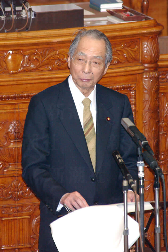 塩川正十郎