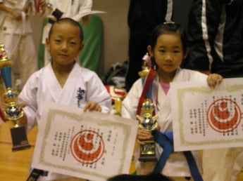 森武蔵さん、岡村優来さん