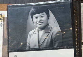 井脇ノブ子8