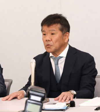 山岸忍